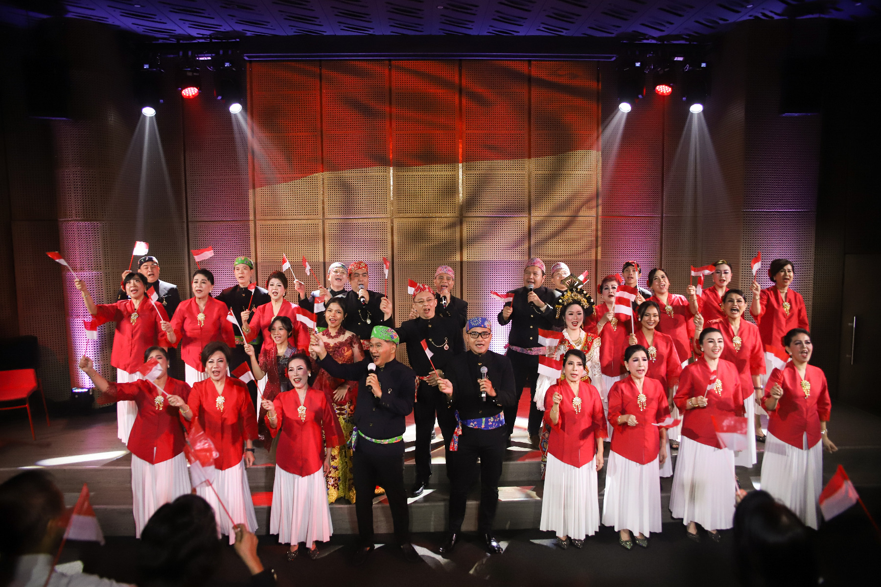Konser Kemerdekaan_Song Zhu Choir-1011-resized-to-1800x1200